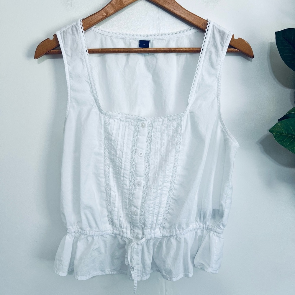 Old Navy • white cotton girly tank top